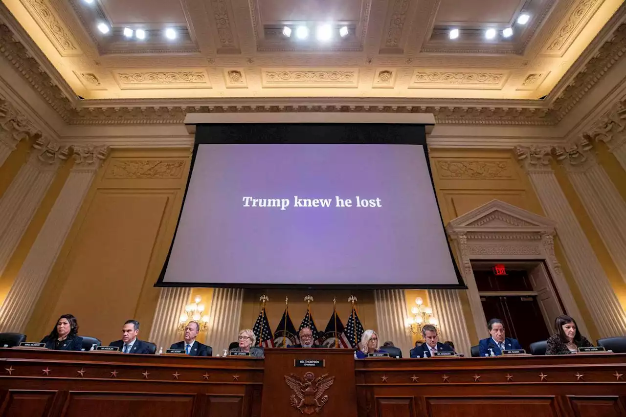 Assaut du Capitole : la commission parlementaire recommande des poursuites pénales contre Trump