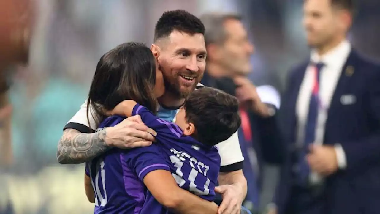 Argentina Juara Piala Dunia, Messi Rayakan Kemenangan Bersama Anak dan Istri