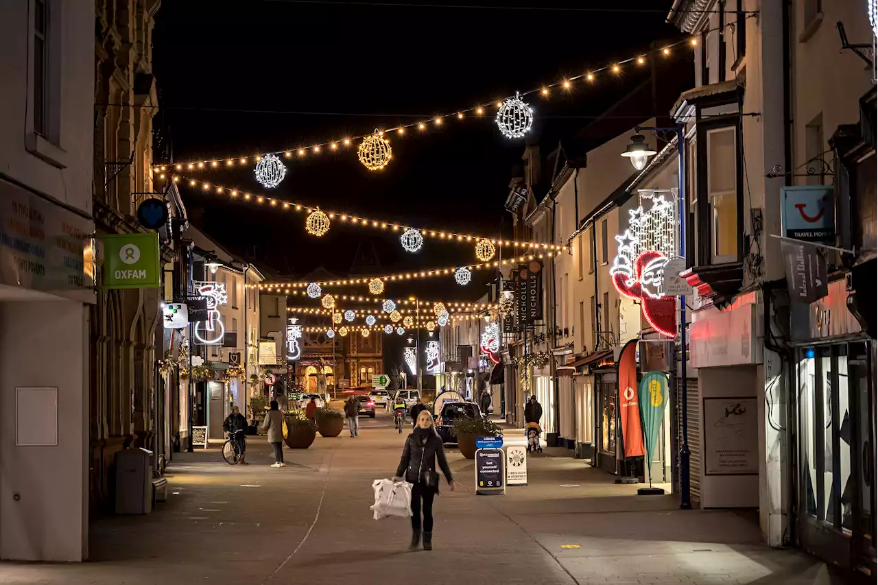 Thousands of shops to close for three days this Christmas - see the full list