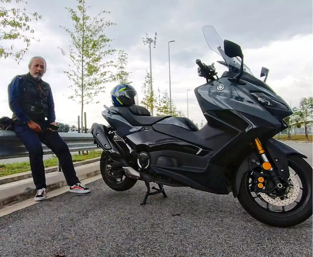 Yamaha TMAX 560 Tech MAX raja skuter?