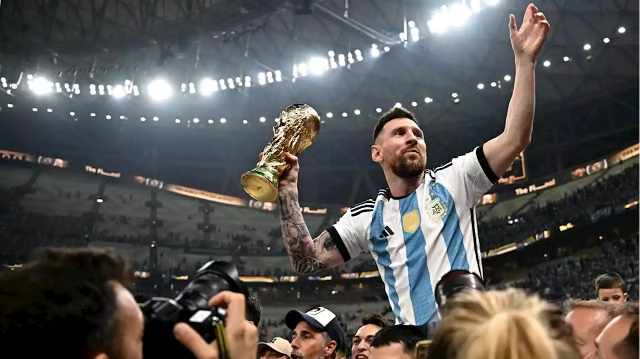 Leo Messi finalmente davvero come Diego Maradona