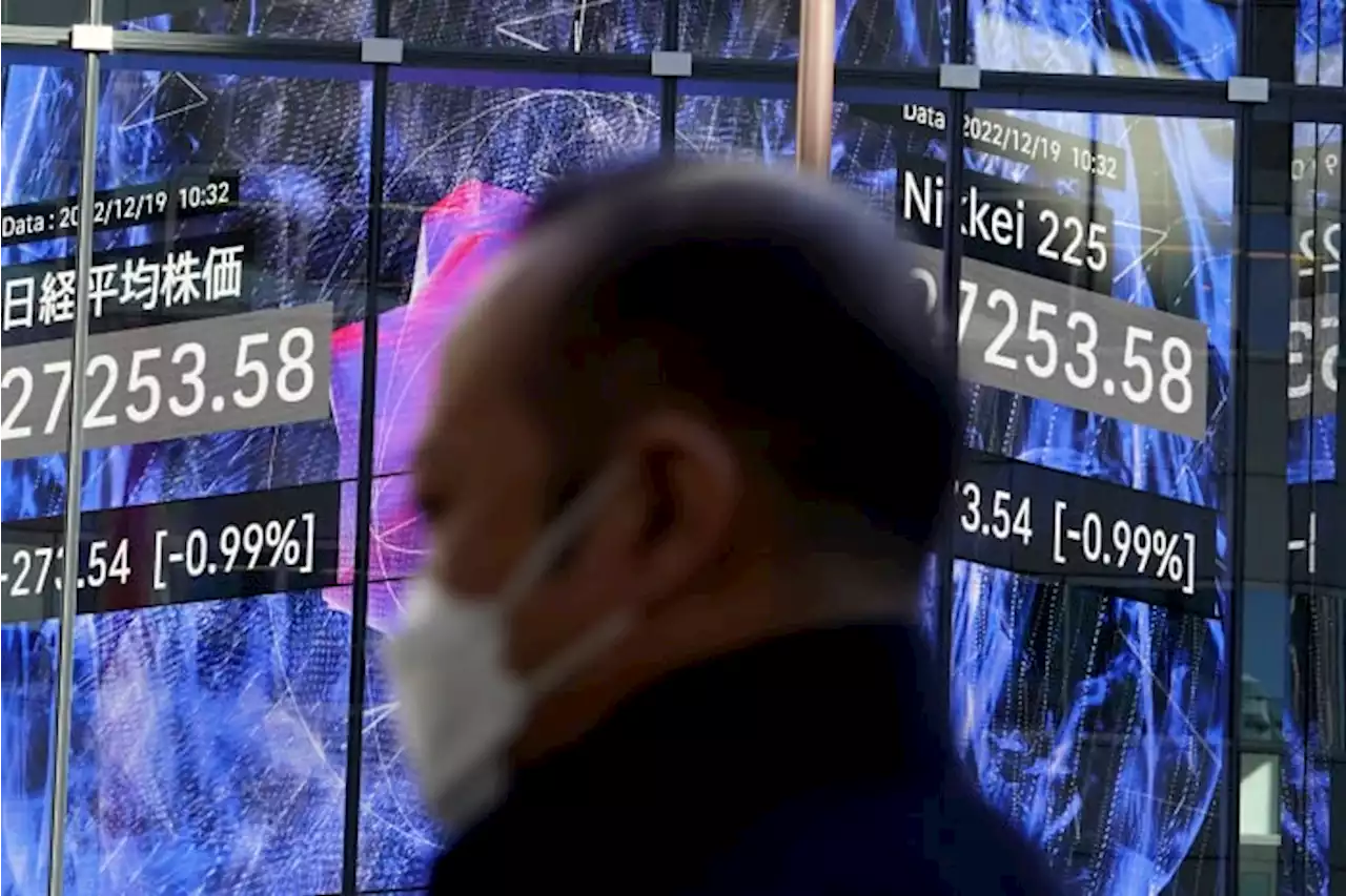 Global stock markets sink under global recession fears