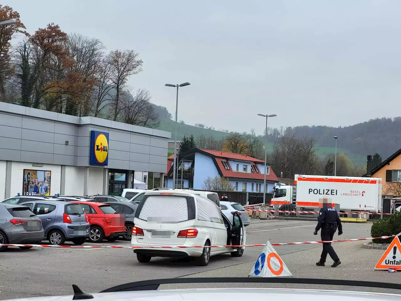 Böckten BL: Polizeieinsatz nach tödlicher Messerattacke