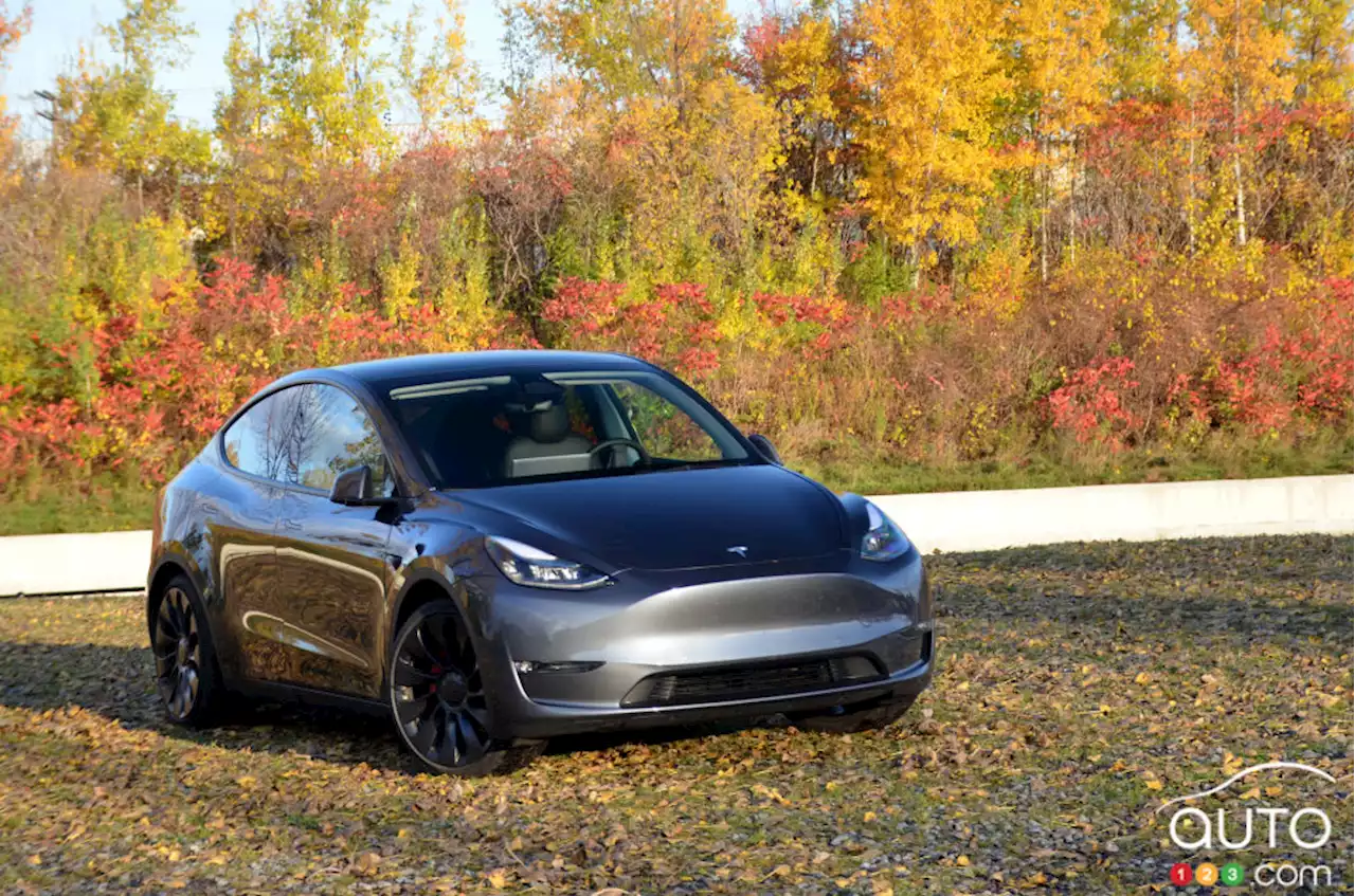 2022 Tesla Model Y Performance review | Car Reviews | Auto123