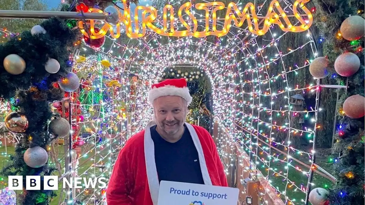 Scarborough: Energy firm pays for charity Christmas lights bill