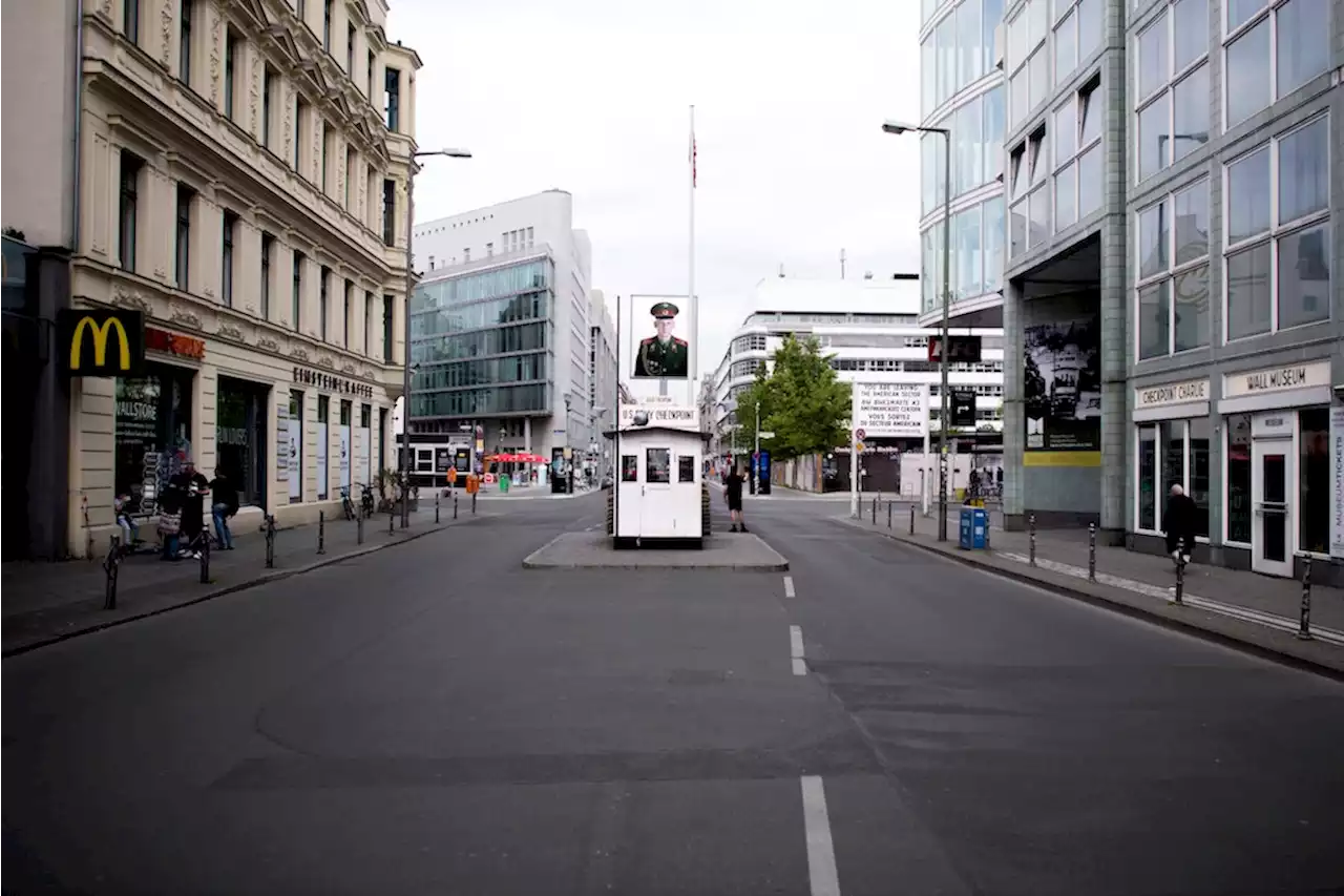 Noch eine Geheimsitzung: Baukollegium tagte auch zum Checkpoint Charlie