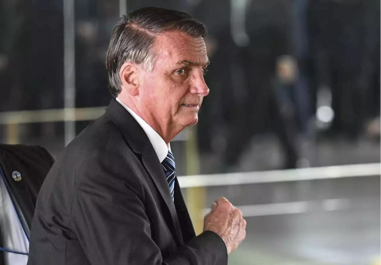 Bolsonaro terá aposentadoria de mais de R$ 30 mil por tempo como deputado