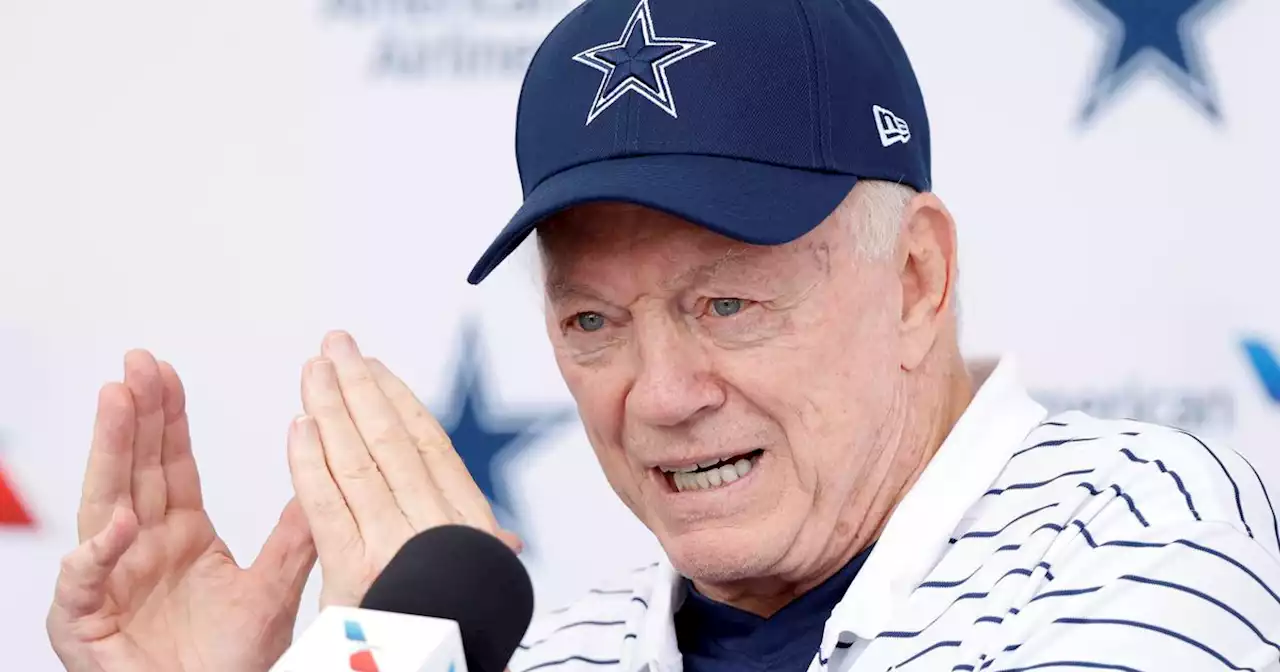 Decades after Little Rock photo, it’s not too late for Jerry Jones to make a difference