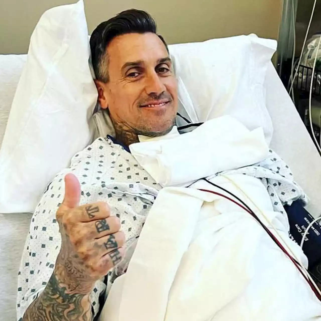 Pink's Husband Carey Hart Shares Update After Surgery to Fuse Vertebrae - E! Online