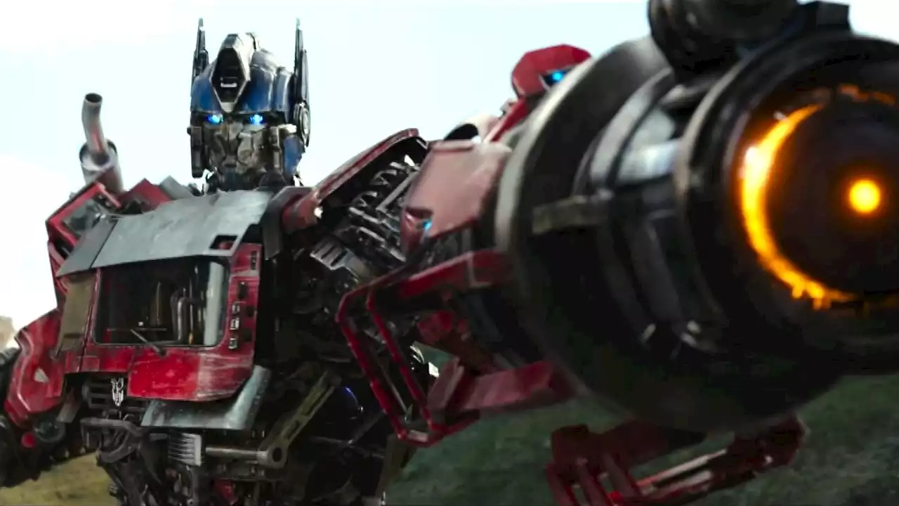 'Transformers' Trailer: Optimus Prime and Optimus Primal Face Off