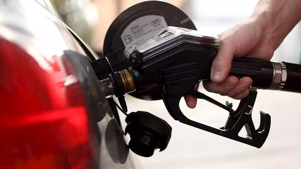 Gas prices fall to lowest level since February, GasBuddy data shows