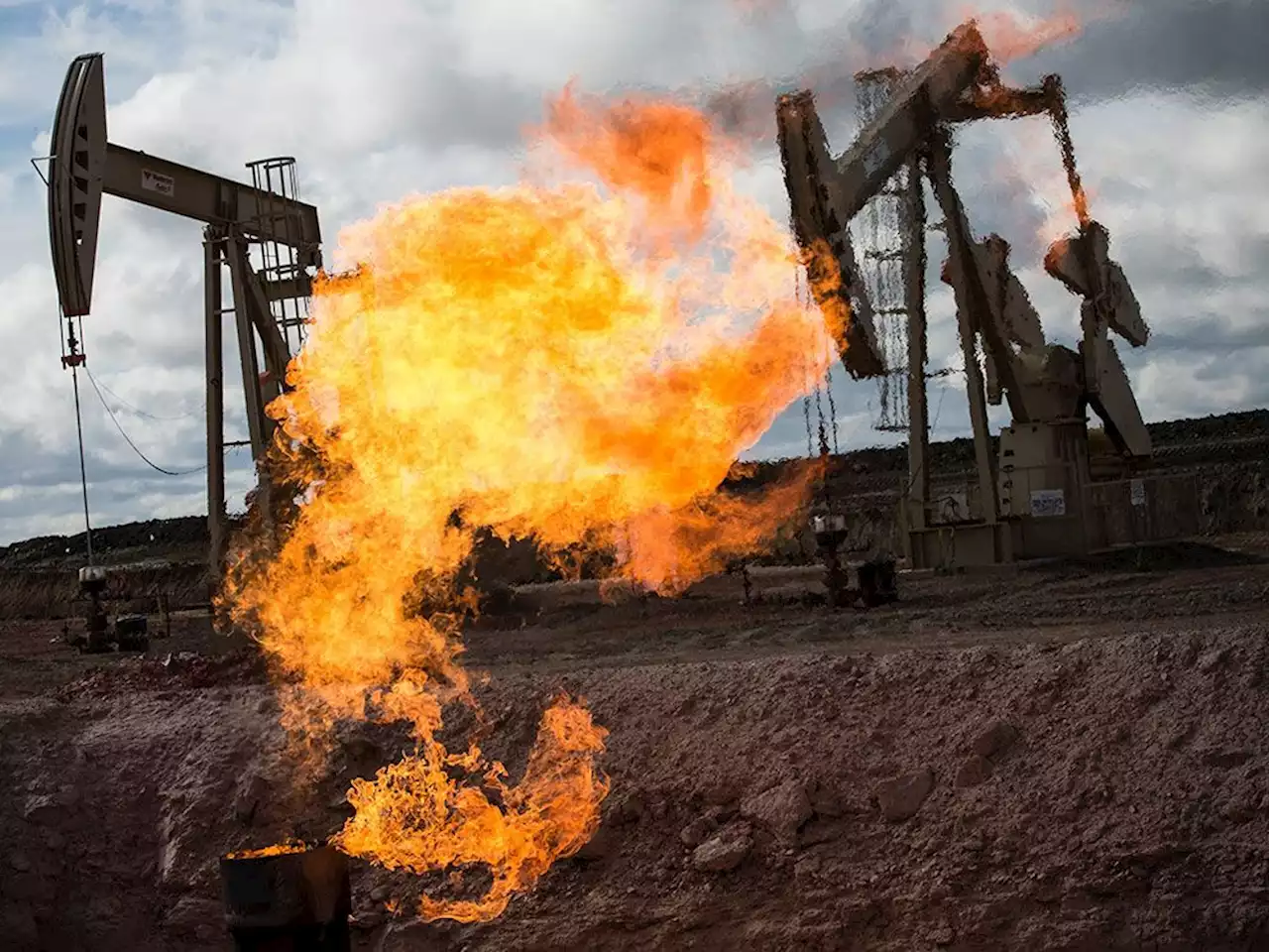 David Rosenberg: Five reasons to buy energy stocks even when oil is going down