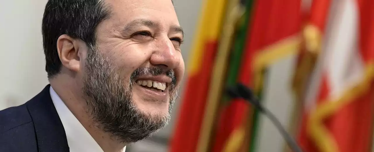 Salvini: 'Chi paga caffè con la carta di credito è solo un rompipalle'