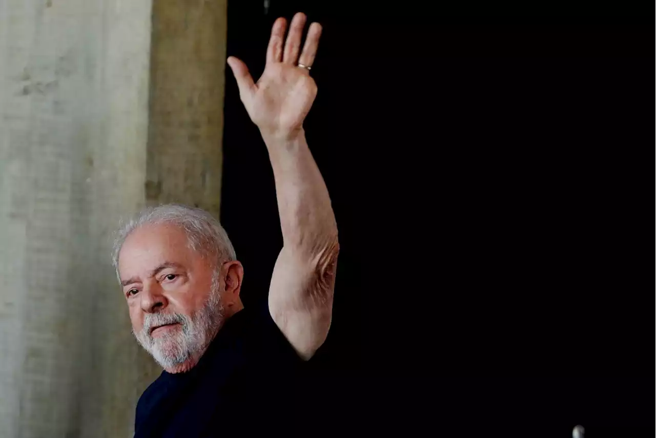 Lula se solidariza com vítimas das chuvas no país