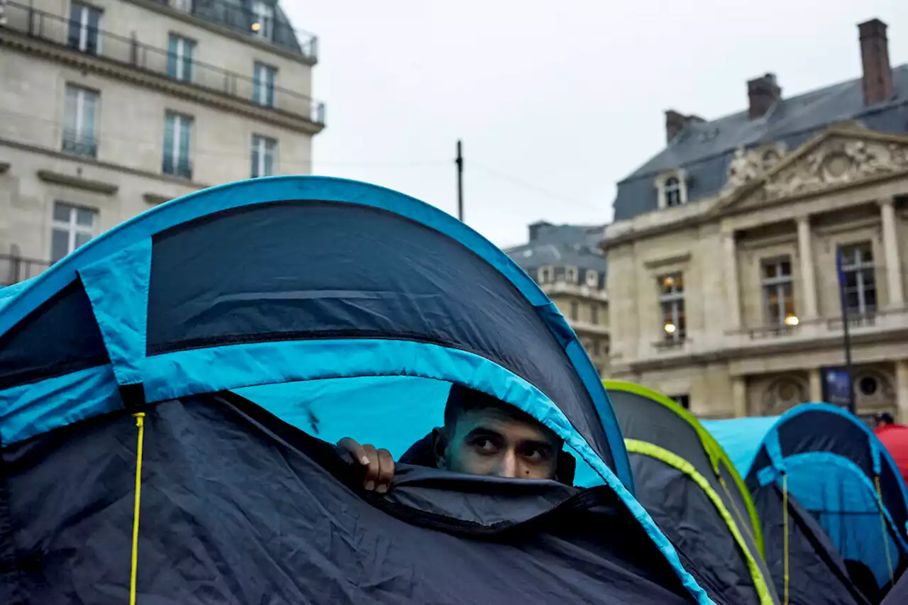 Avec les jeunes exilés qui campent devant le Conseil d’Etat : «J’avais de l’espoir, je n’en ai plus beaucoup»