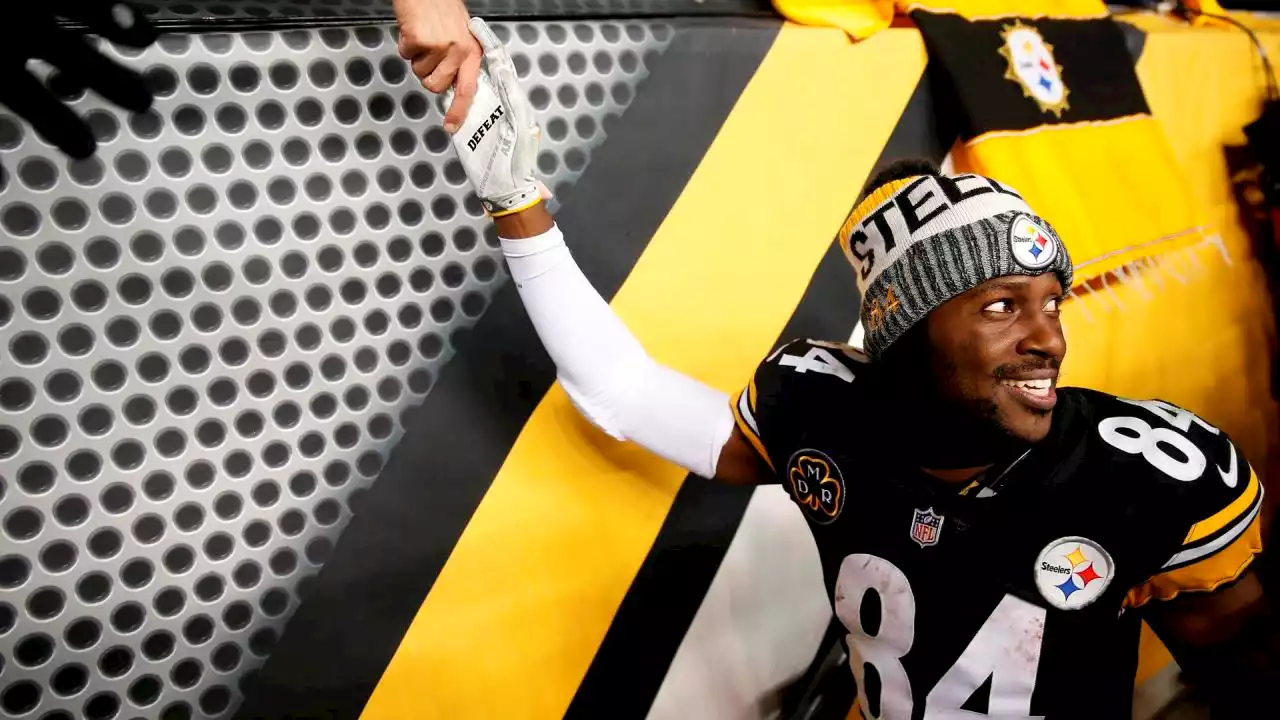 Policía espera afuera de la casa del receptor Antonio Brown para arrestarlo | Minuto30