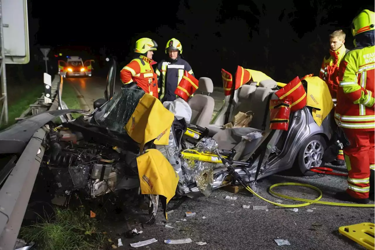 Frontalzusammenstoß auf Bundestraße – Rettungshubschrauber im Einsatz