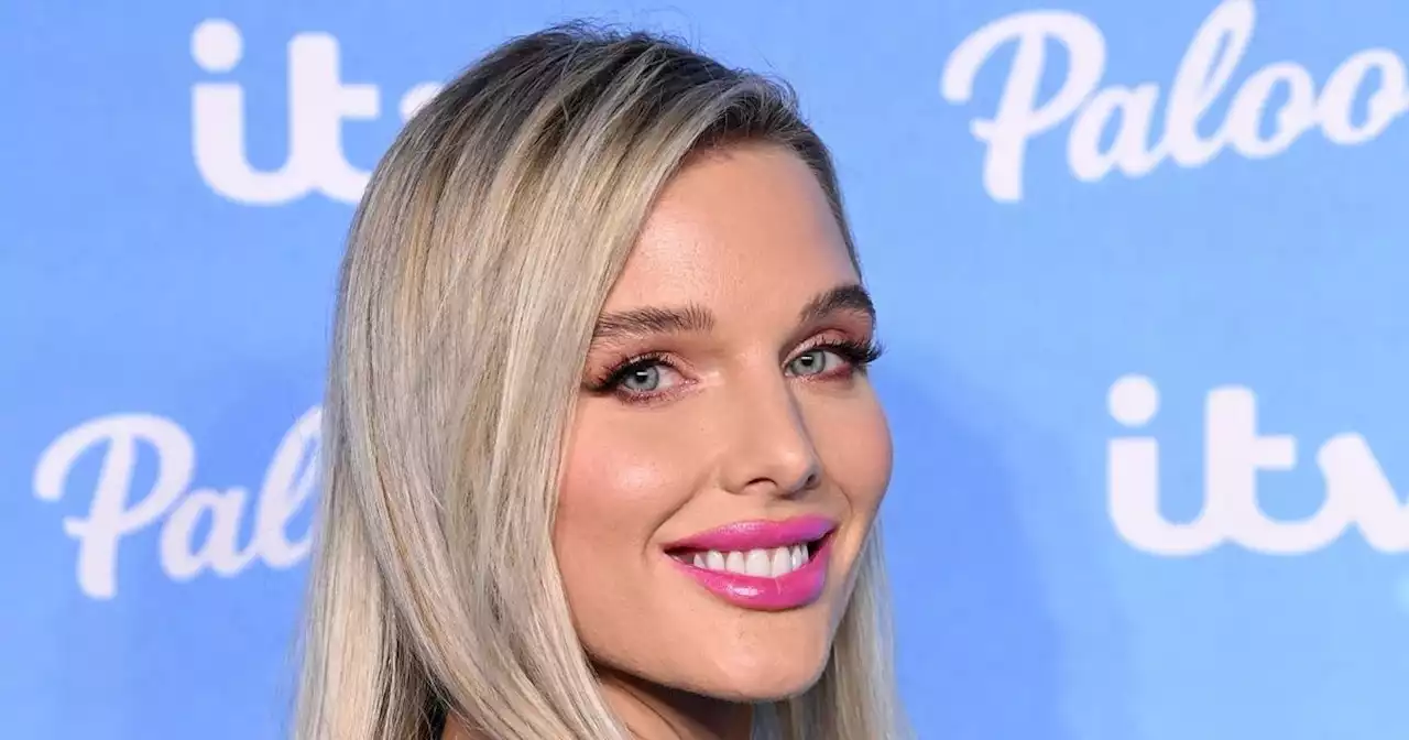 Helen Flanagan 'will reunite with ex Scott Sinclair over Christmas for children'