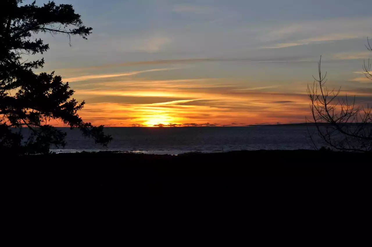 WEATHER PHOTO: Sunset over the bay in Little Brook, N.S. | SaltWire