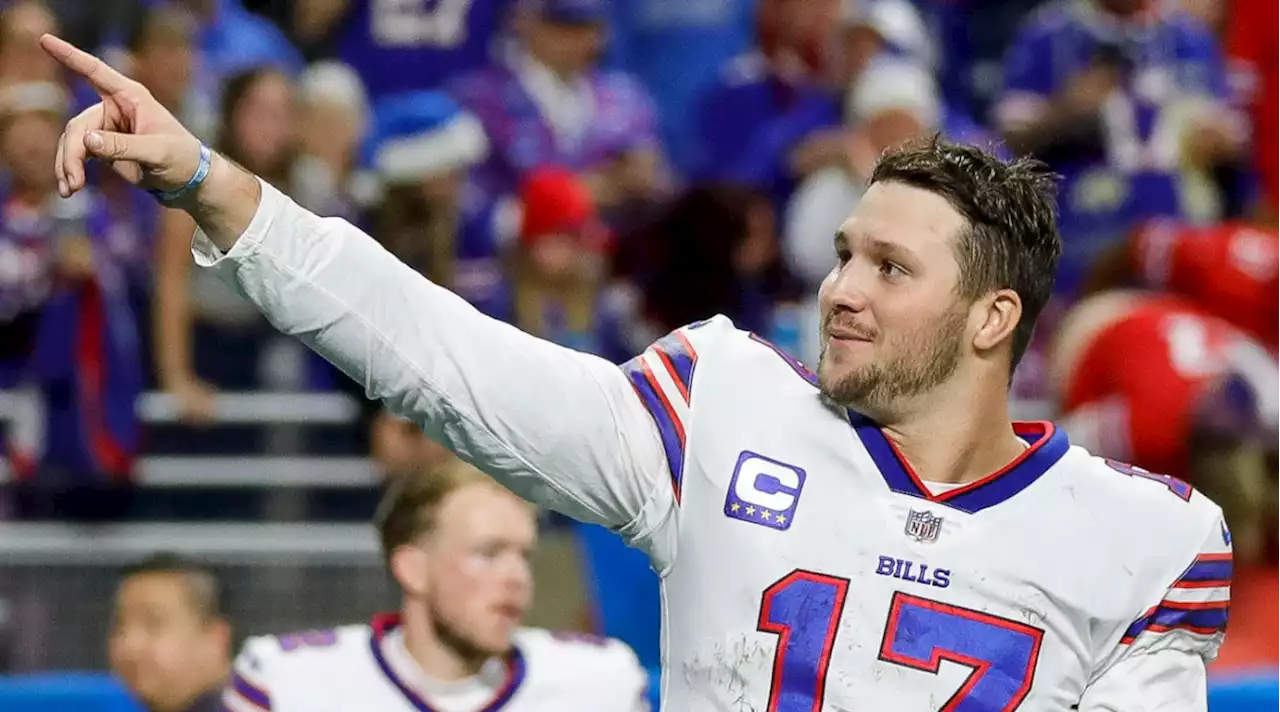 Bills’ Josh Allen Sports Ryan Fitzpatrick Jersey in Pregame vs. Patriots