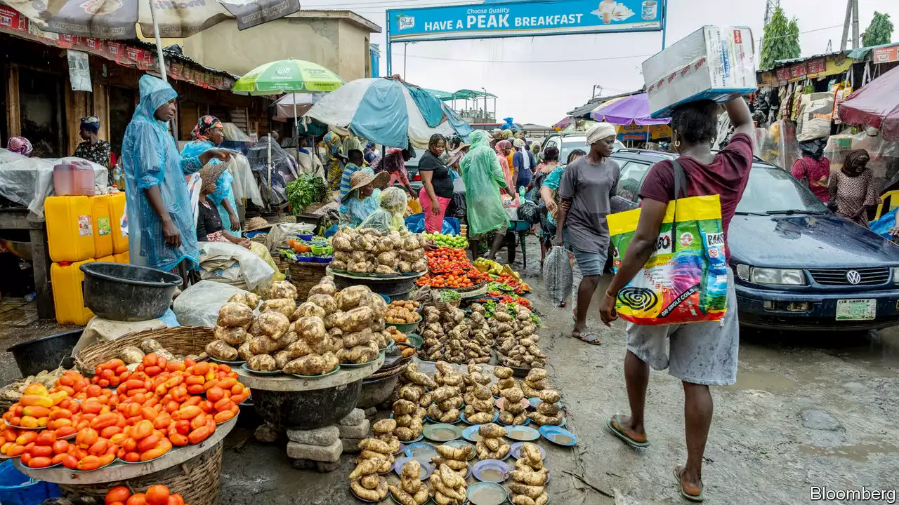 Nigeria’s economy will continue to struggle in 2023