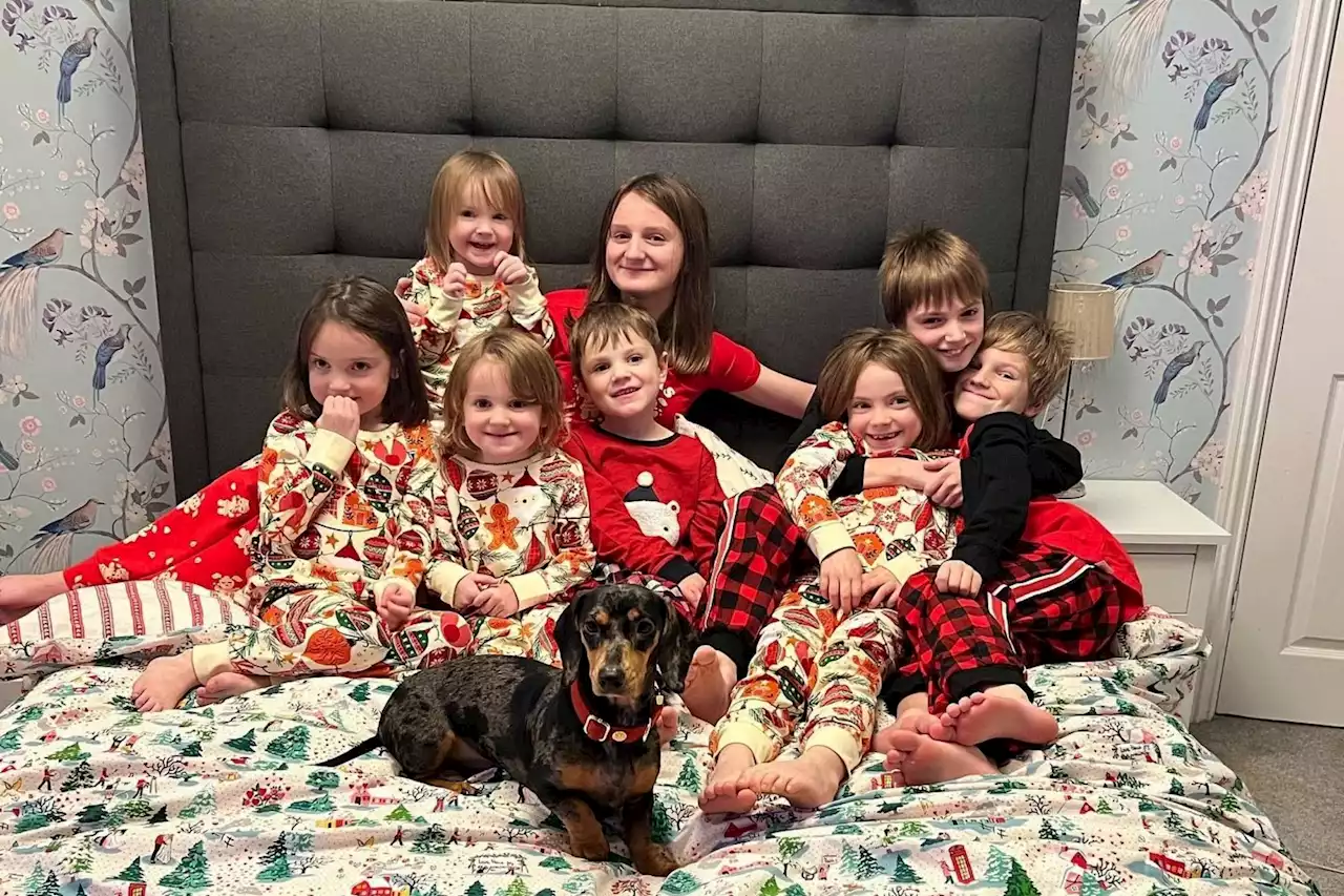 Sue Radford treats Britain’s biggest family to Elf on the Shelf breakfast