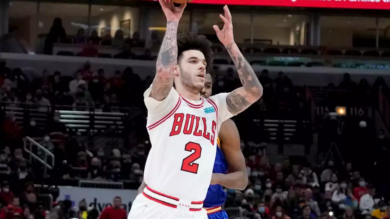 Chicago Bulls coach Billy Donovan on Lonzo Ball's rehab: 'It’s been really slow'