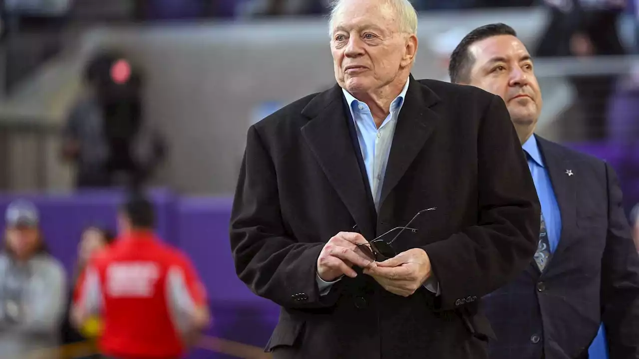 LeBron James and others' focus on 1957 Jerry Jones photo obscures the point; it's about what Cowboys owner has done since