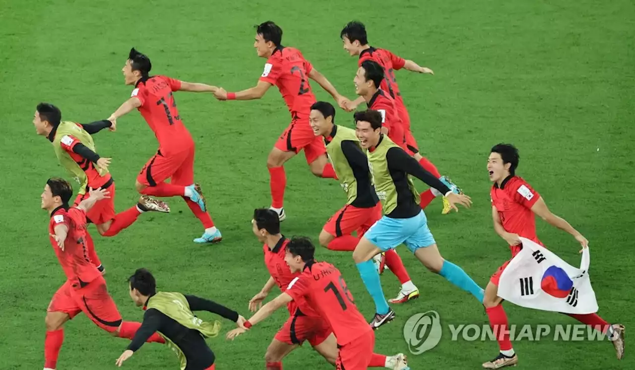 尹대통령, 16강 진출 축전…'투지·열정으로 국민에 큰 감동' | 연합뉴스