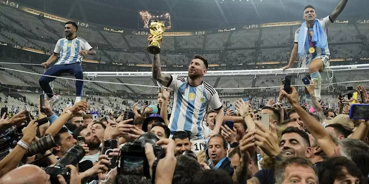 Eks Barcelona Bangga dengan Kejayaan Lionel Messi di Piala Dunia 2022 - Bola.net