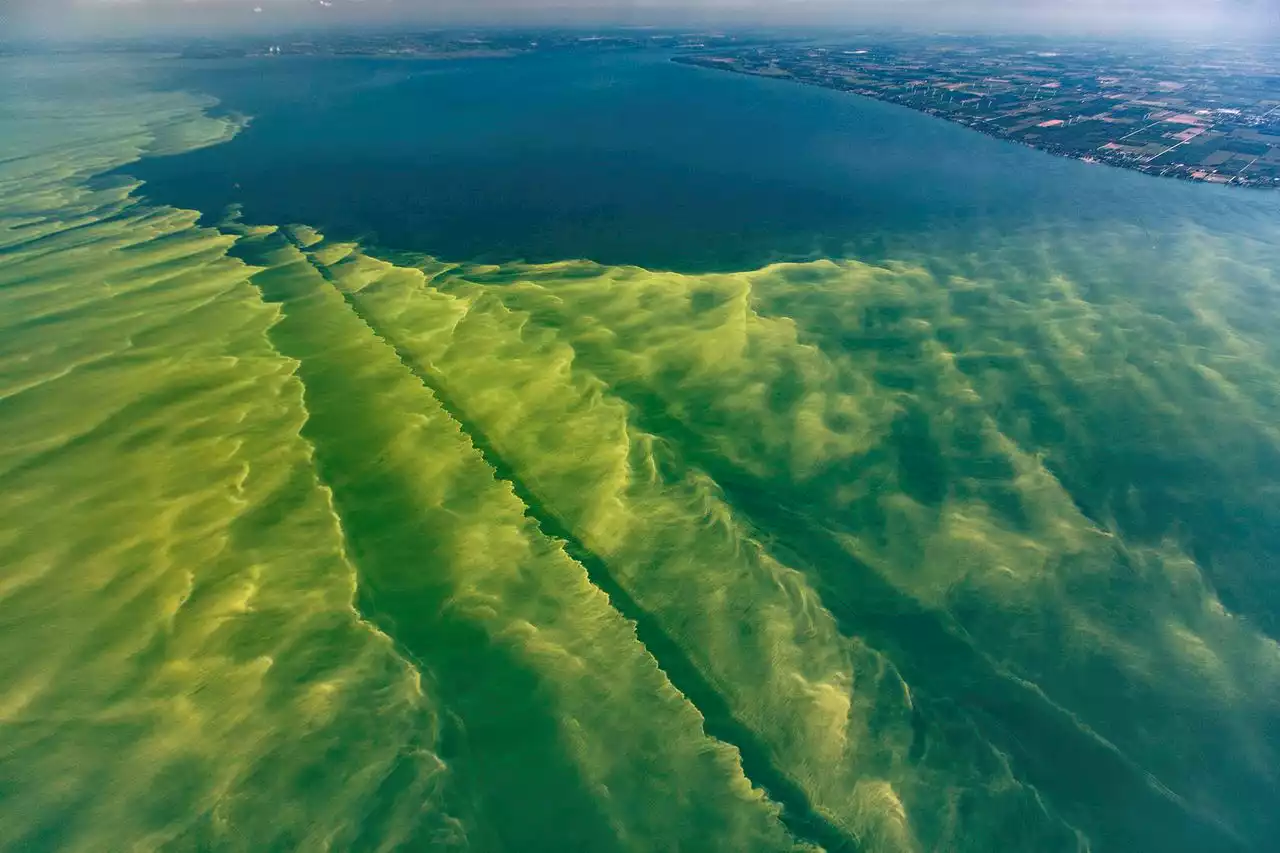 Scientists warn Great Lakes might become more acidic from atmospheric carbon