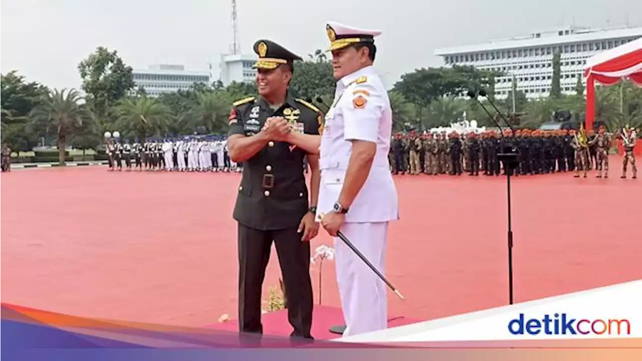 Serah Terima Jabatan Panglima TNI, Andika dan Yudo Salam Komando