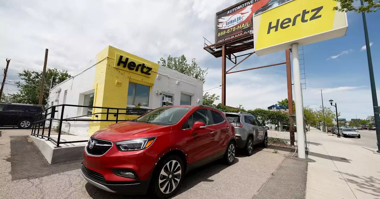 US probes reports that Hertz rented cars with open recalls