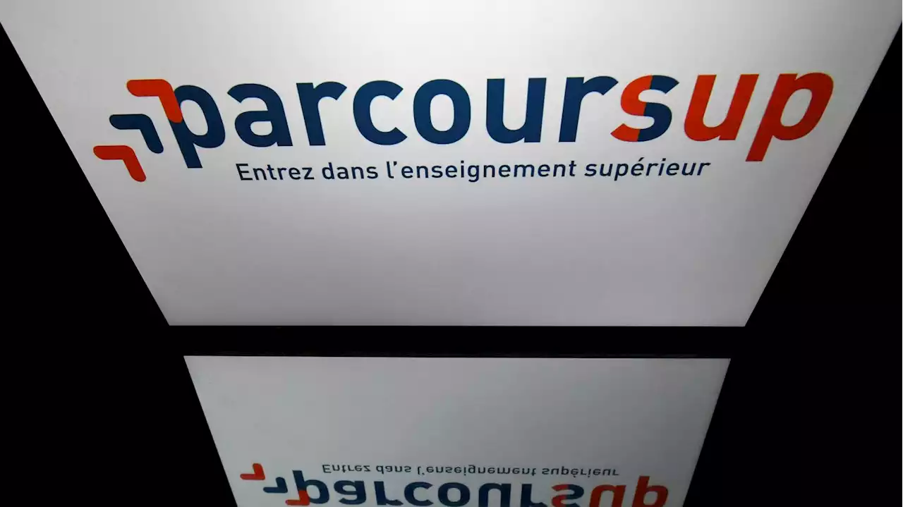 Parcoursup : le site d'information ouvre un mois avant la plateforme pour trouver son chemin à travers la jungle des formations