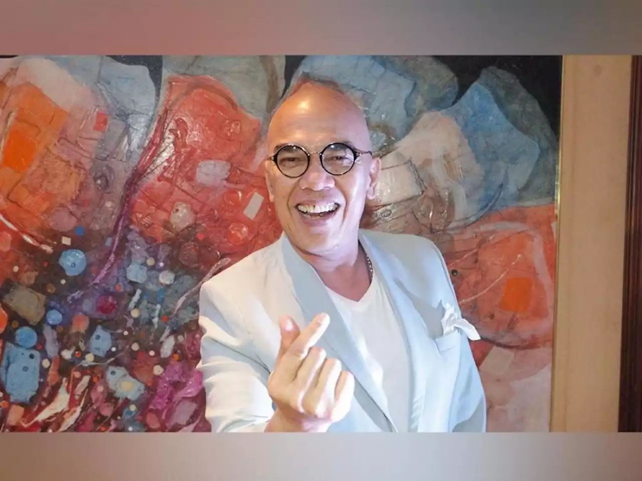 A showbiz icon's homecoming: Boy Abunda returns to GMA Network