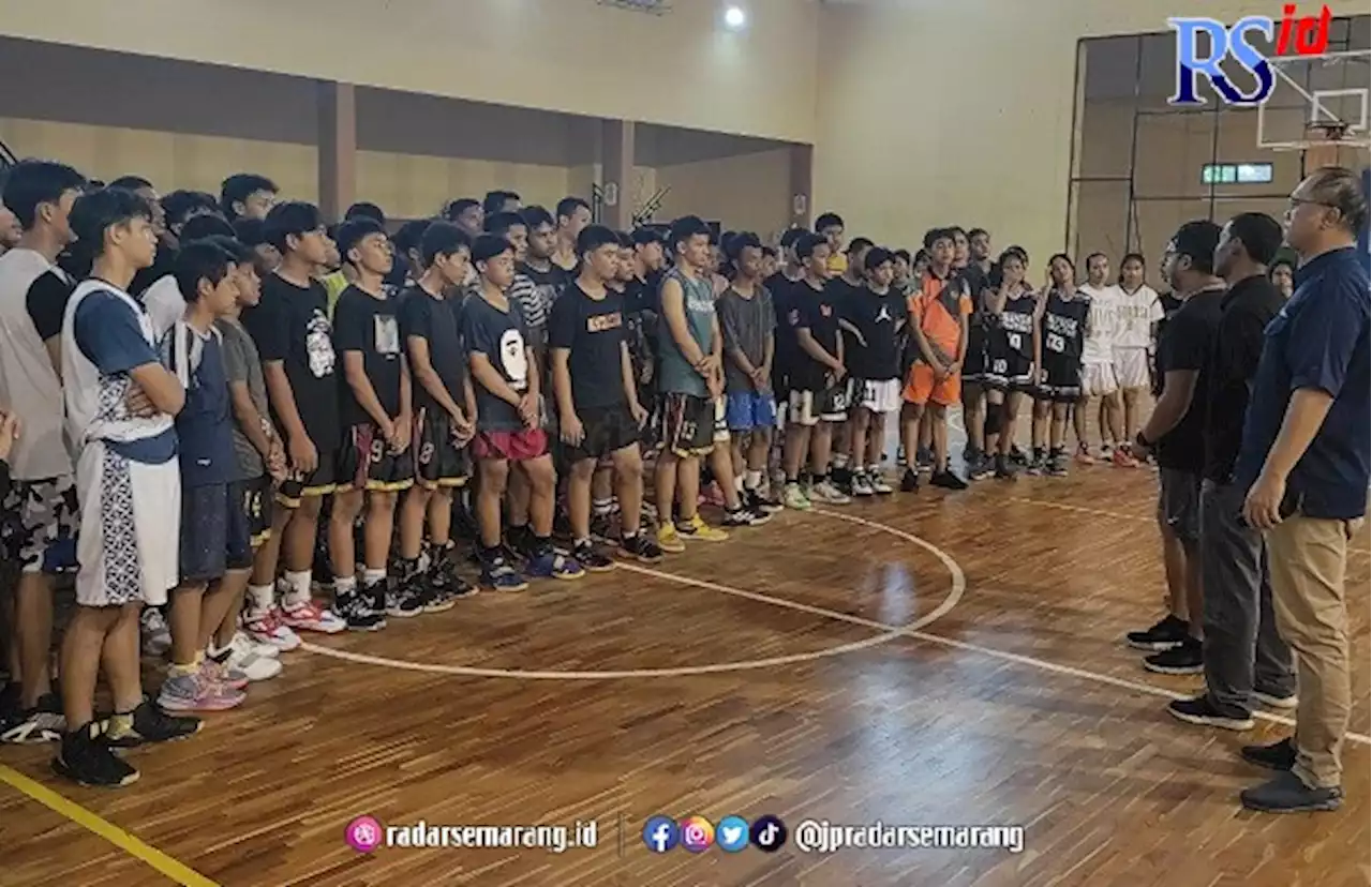 Tim Basket Salatiga Buru Pemain Terbaik untuk Popda