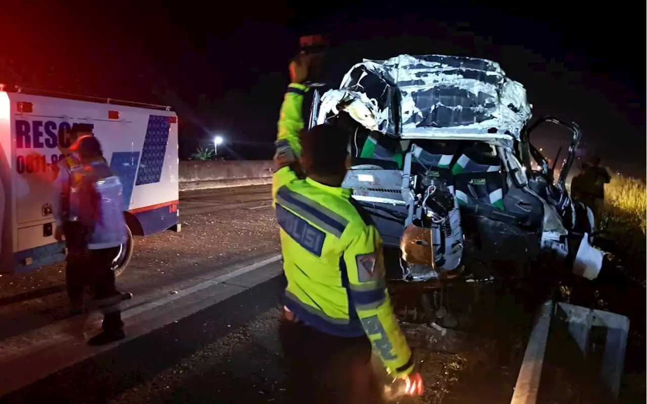 Mobil Elf Kecelakaan di Tol Serang-Panimbang, 2 Penumpang Tewas