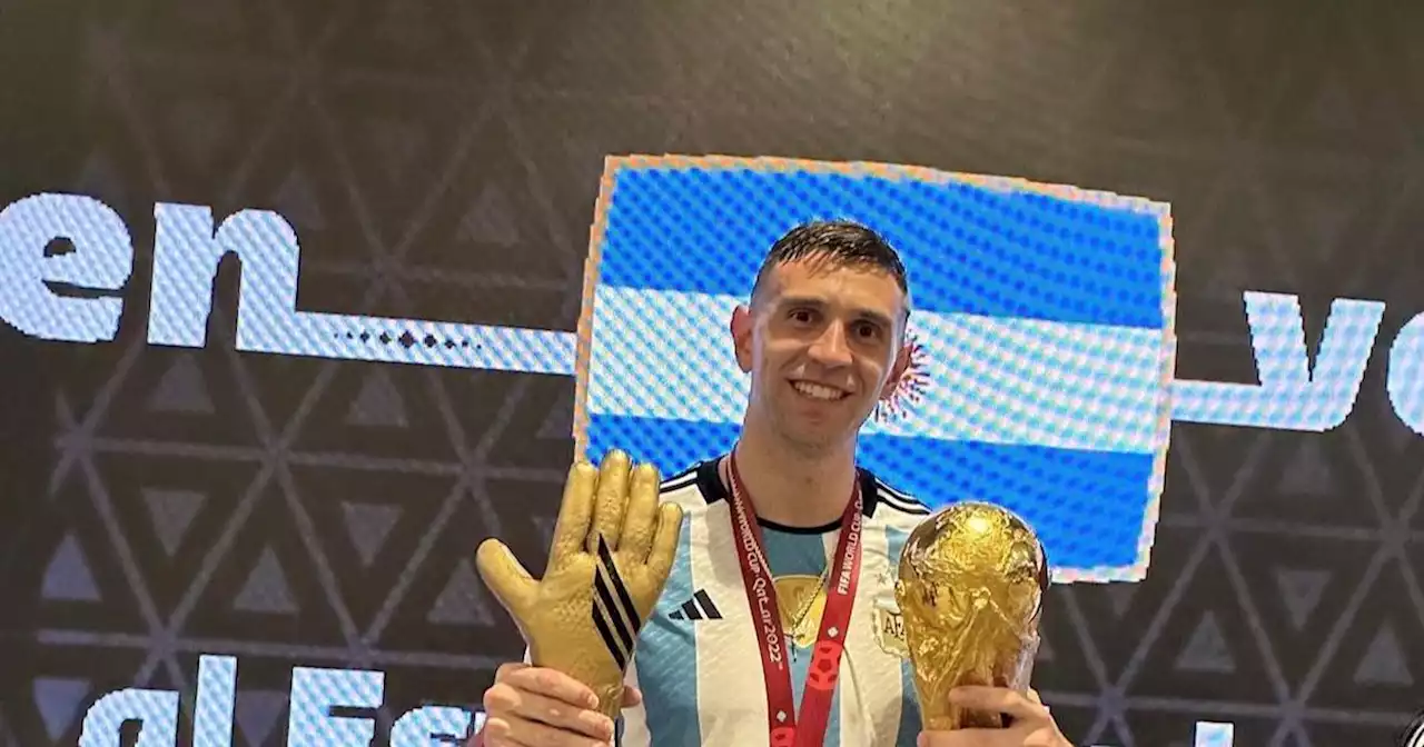 Luego de salir campeón del mundo, “Dibu” Martínez habló de su continuidad en Aston Villa | Fútbol | La Voz del Interior