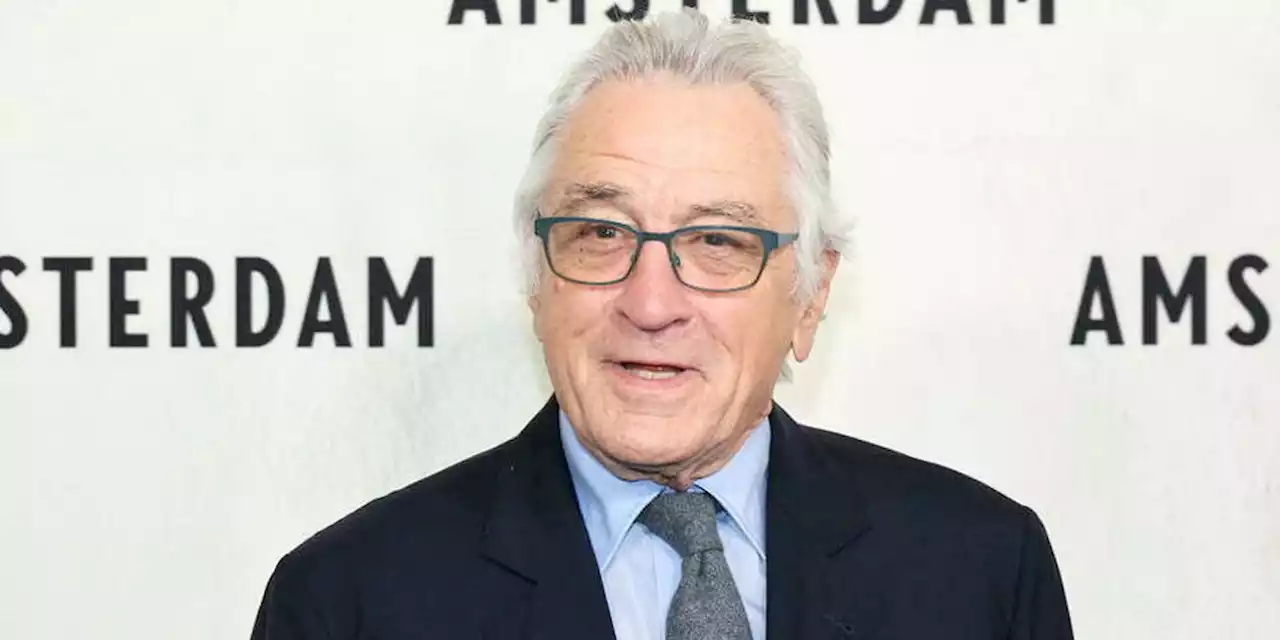 Une cambrioleuse tente de dérober les cadeaux de Noël de Robert De Niro