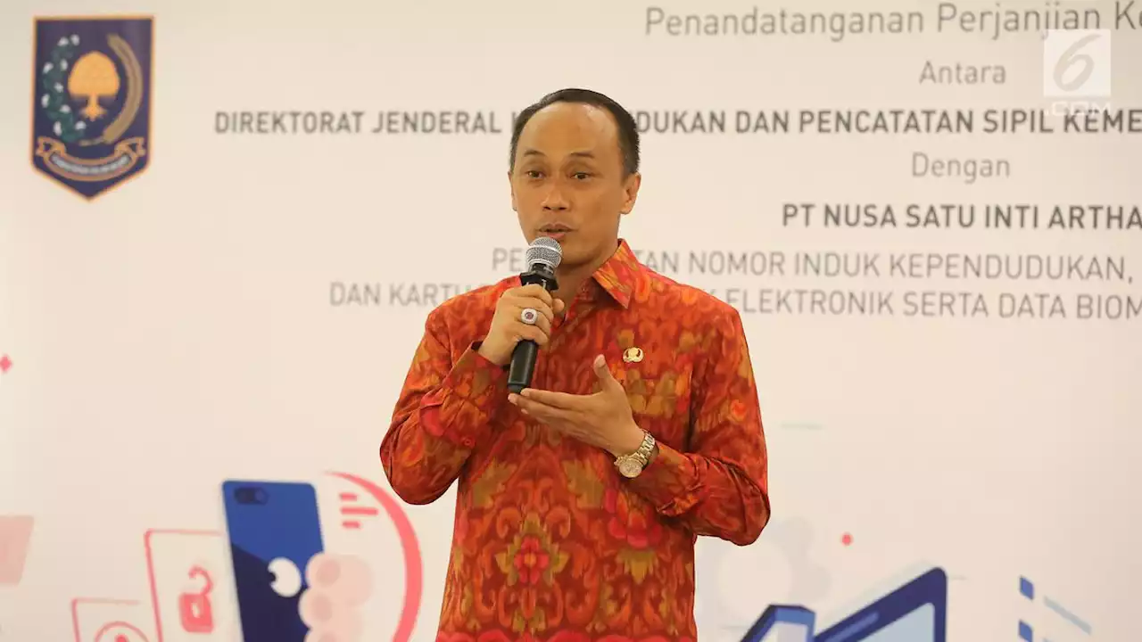 Dirjen Dukcapil Kemendagri Raih Penghargaan International Soal Inovasi Digital Catatan Kependudukan