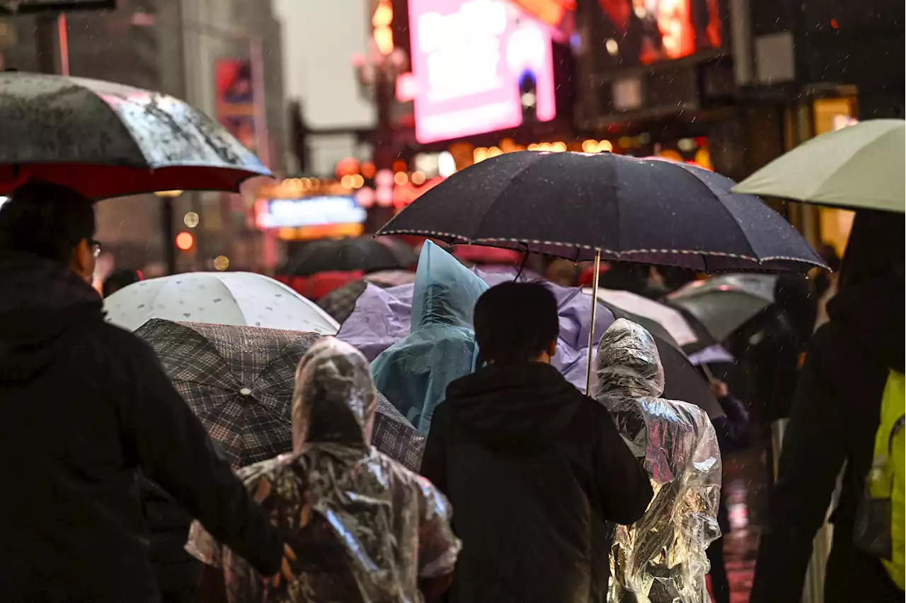 Heavy Rain, 60 MPH Winds to Blast NYC During Peak Holiday Travel — Then Temps Plummet