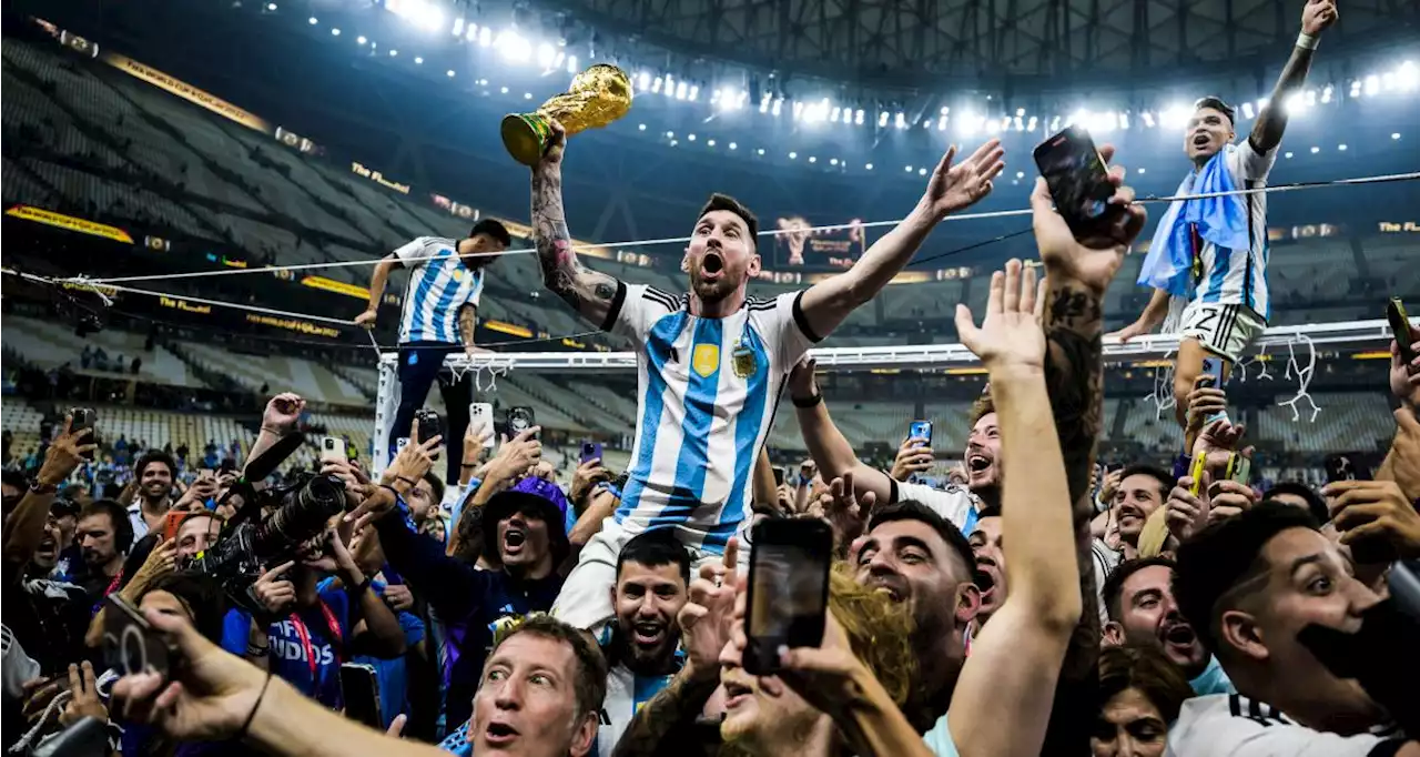 Argentine : Messi et les champions du monde sont arrivés, folie totale à Buenos Aires !