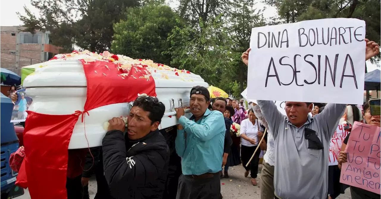 Peru ministers visit protest zone as families bury their dead