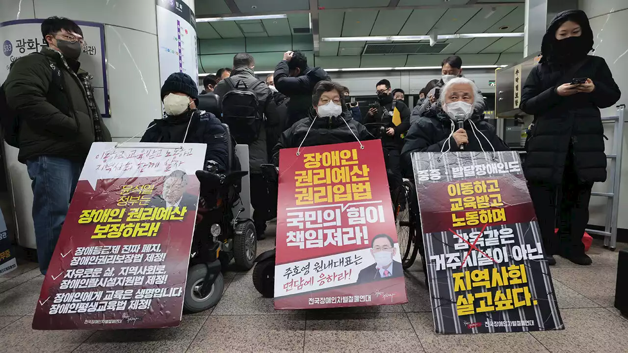 오세훈 서울시장 '지하철 시위 휴전하자'…전장연도 수용