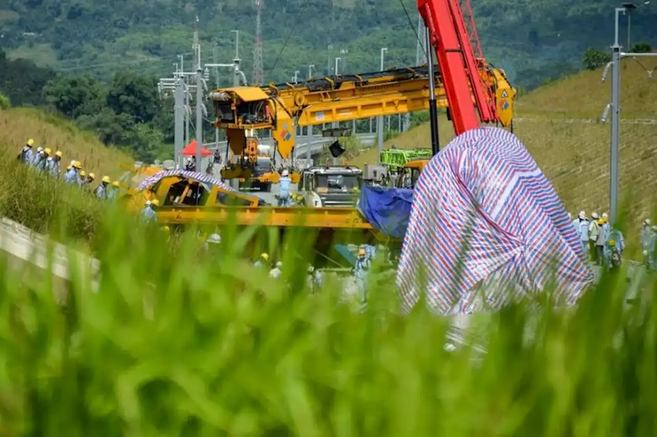 Luhut Tegaskan Kecelakaan Tak Ganggu Target Penyelesain Kereta Cepat