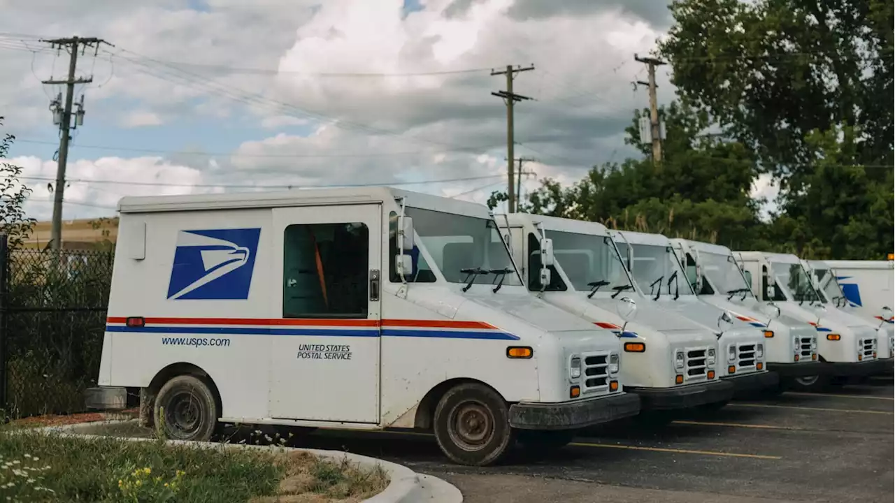 USPS Is Going Electric With Plan to Buy 66,000 EVs