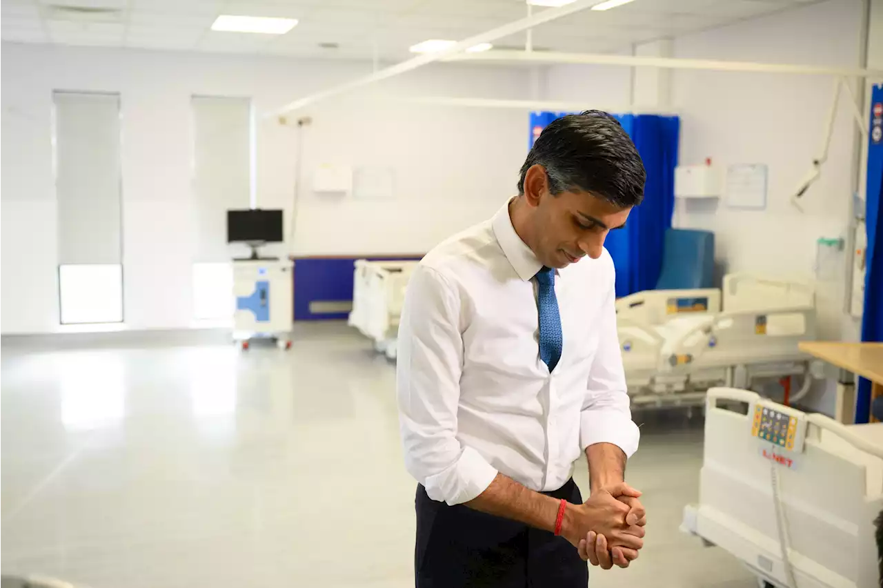 Rishi Sunak accused of being 'missing in action' as he rejects negotiations over NHS strikes