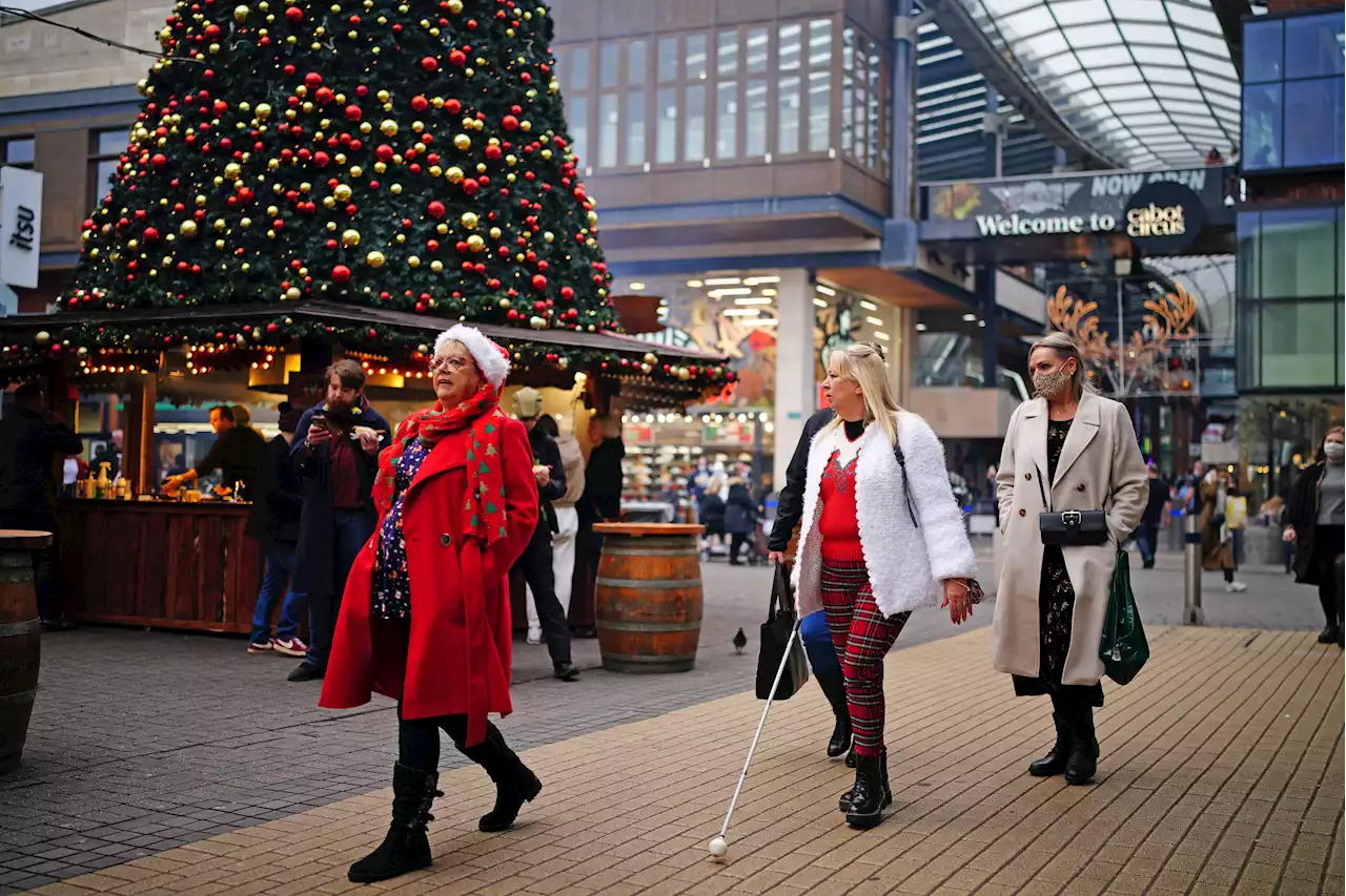 List of high street shops and supermarkets opening hours over Xmas & New Year