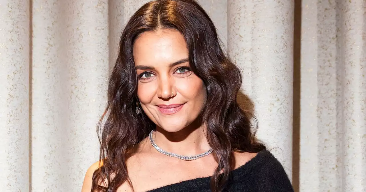 Katie Holmes shares throwback pic on her 44th birthday — and she looks just like Suri!