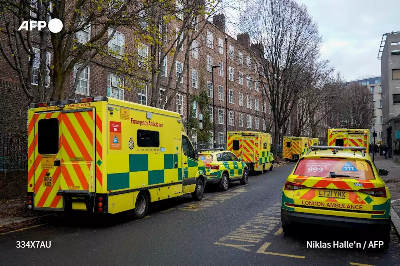 Royaume-Uni : les ambulanciers à leur tour en grève face à un gouvernement inflexible